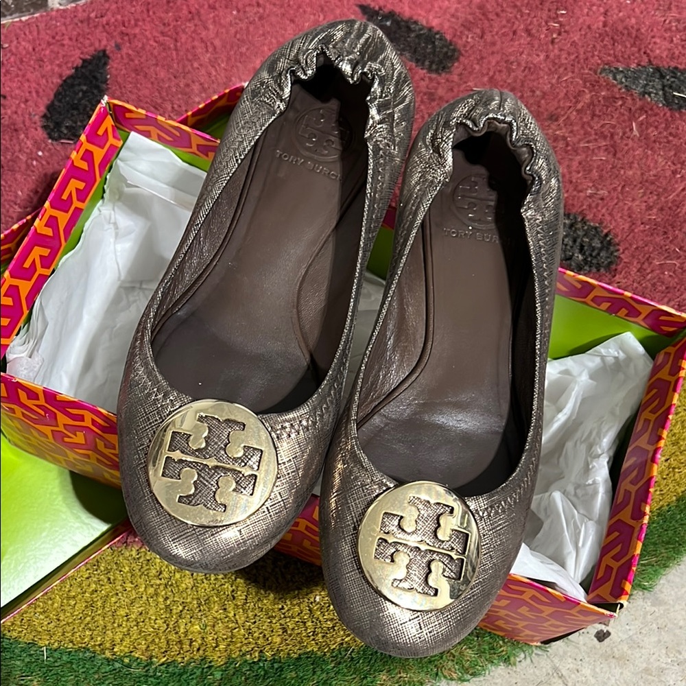 Tory Burch Gold Loafers Flats